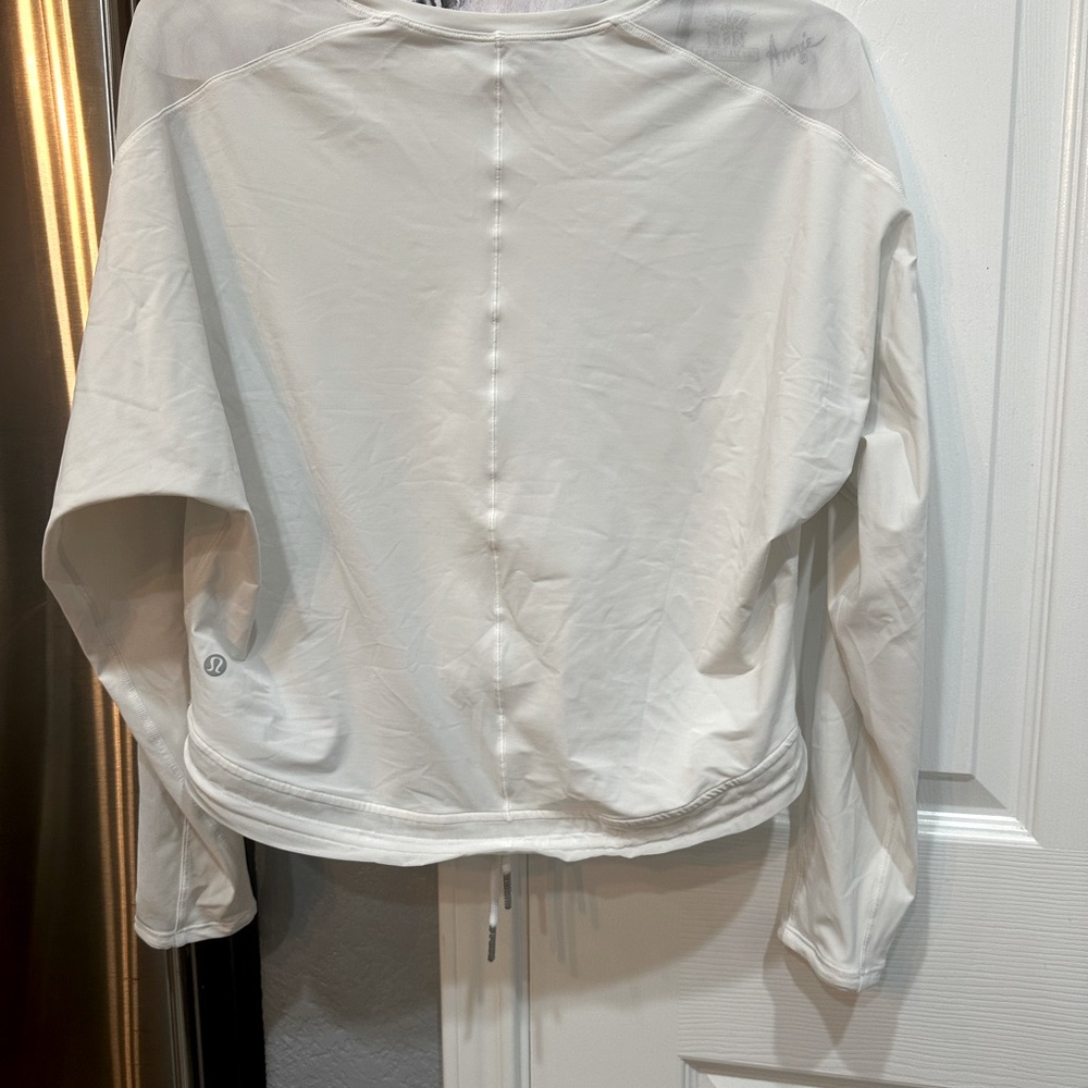 Lululemon top